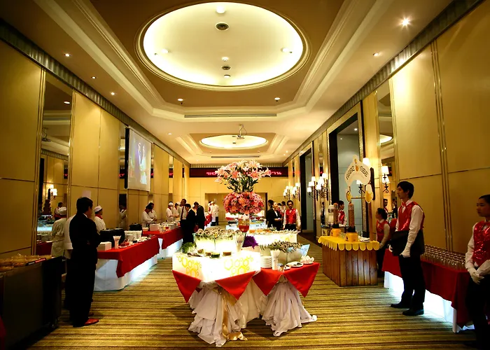โรงแรมใบหยกสกาย