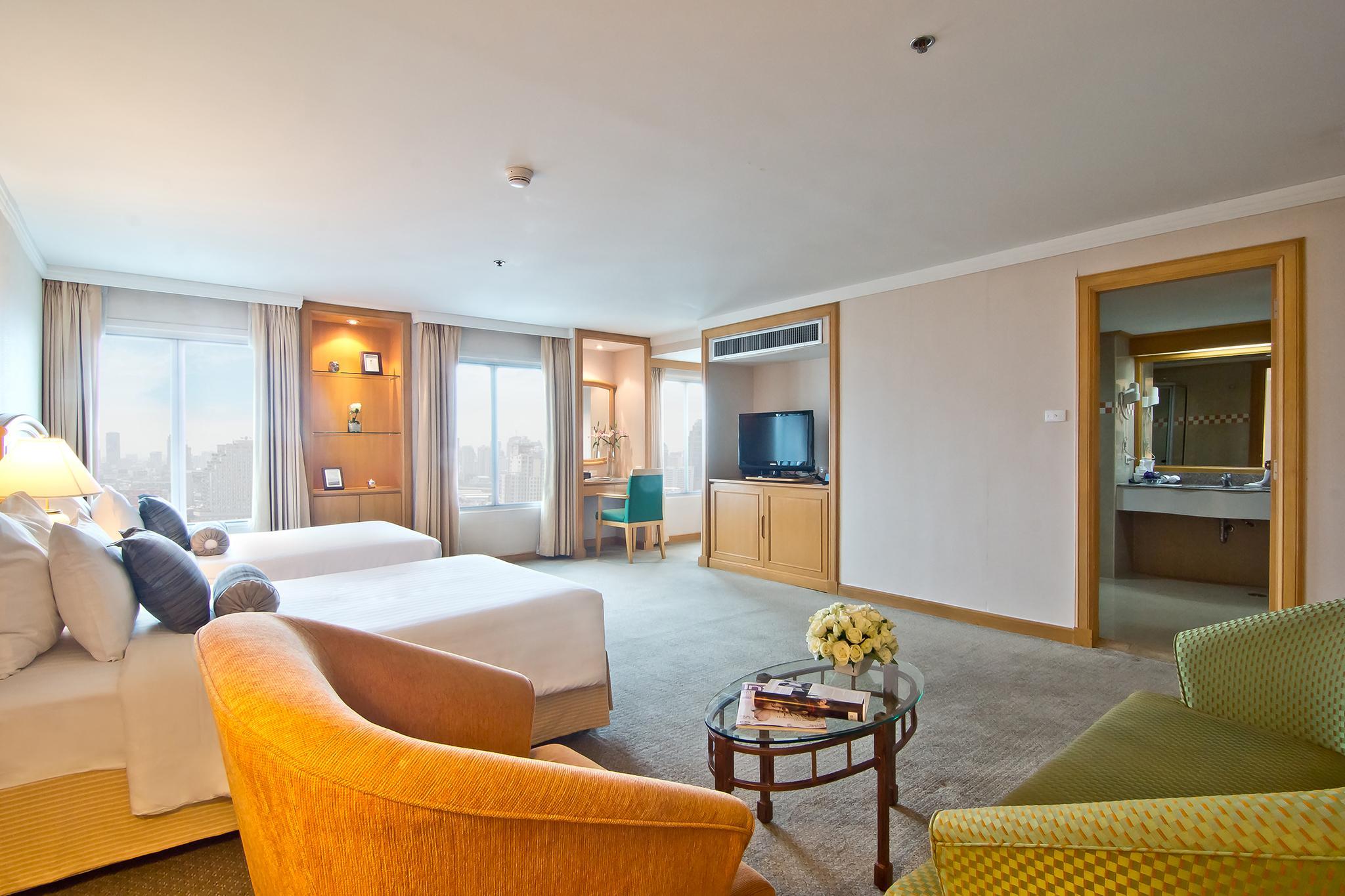 โรงแรมใบหยกสกาย โรงแรม 4*