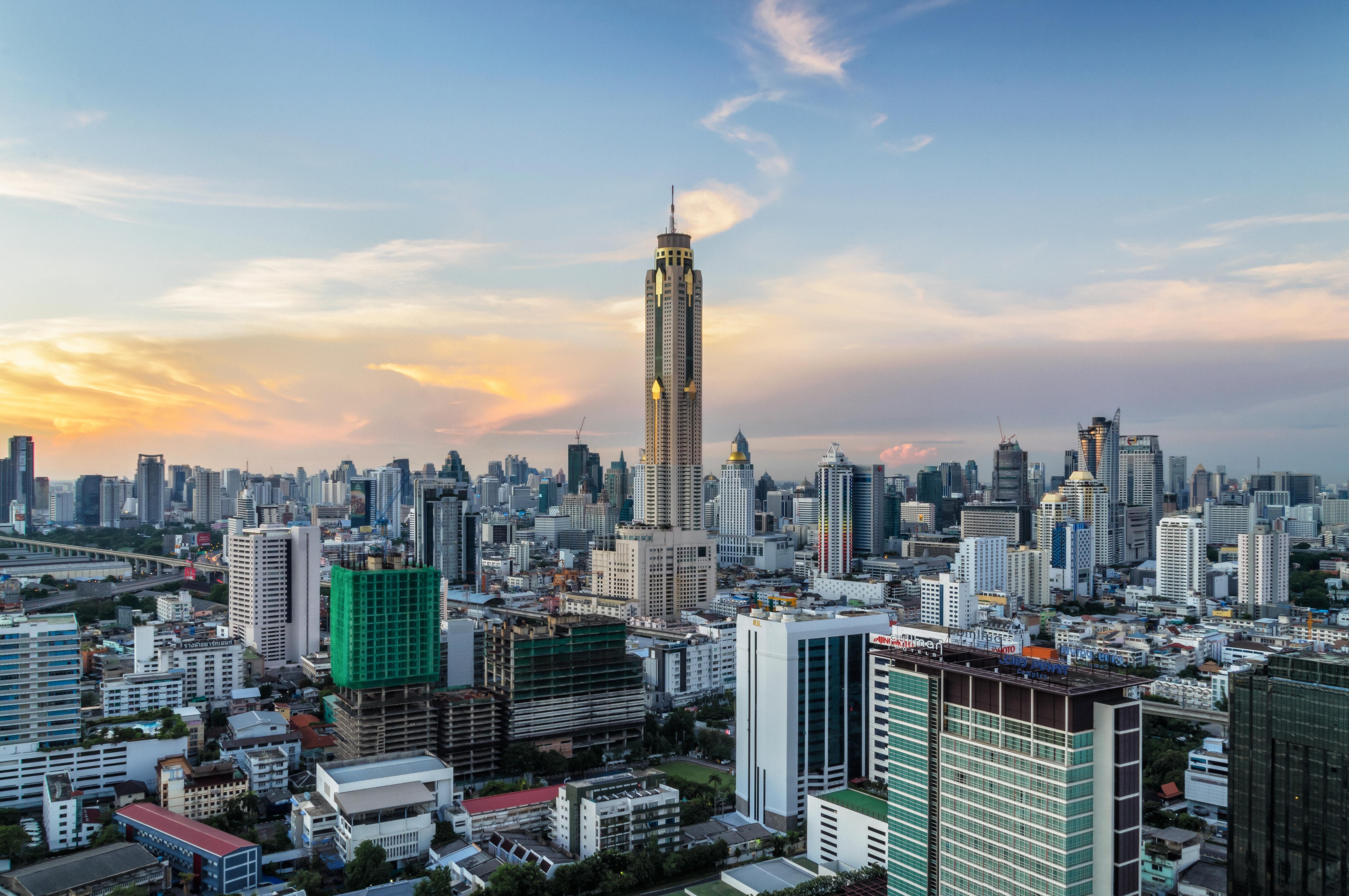 โรงแรมใบหยกสกาย