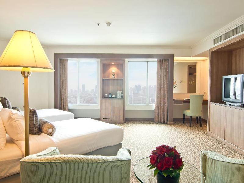 โรงแรมใบหยกสกาย 4*